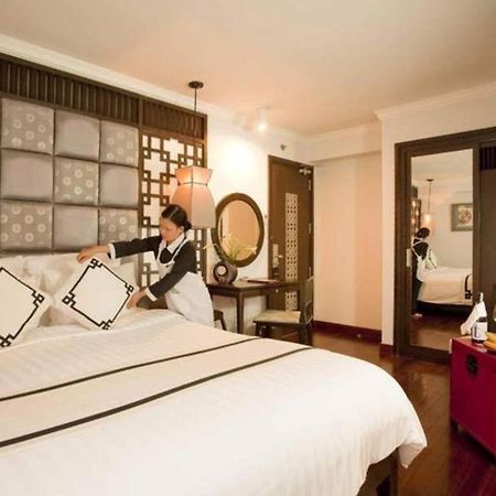 Church Boutique Hotel Hang Trong Ханой Екстер'єр фото