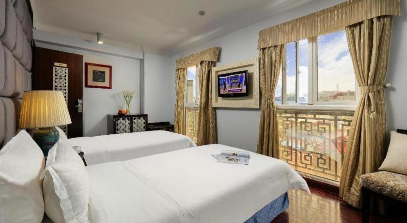 Church Boutique Hotel Hang Trong Ханой Екстер'єр фото
