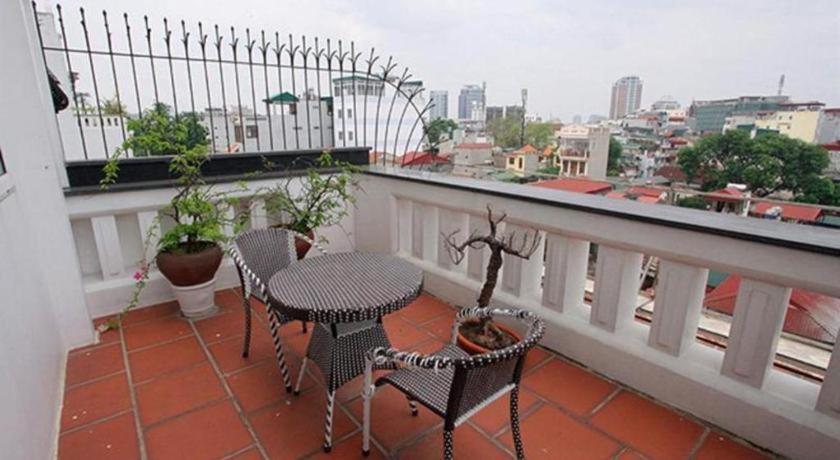Church Boutique Hotel Hang Trong Ханой Екстер'єр фото