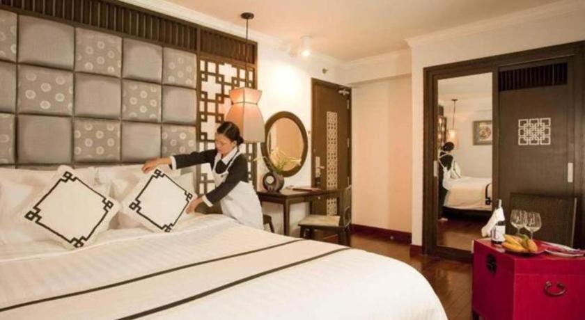 Church Boutique Hotel Hang Trong Ханой Екстер'єр фото