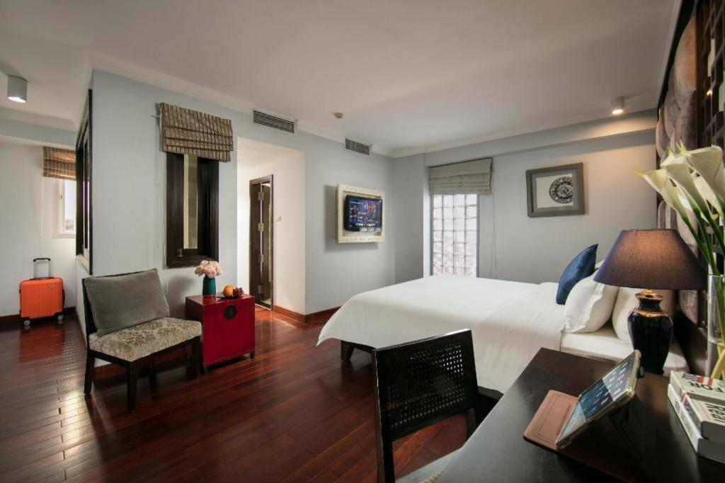 Church Boutique Hotel Hang Trong Ханой Екстер'єр фото