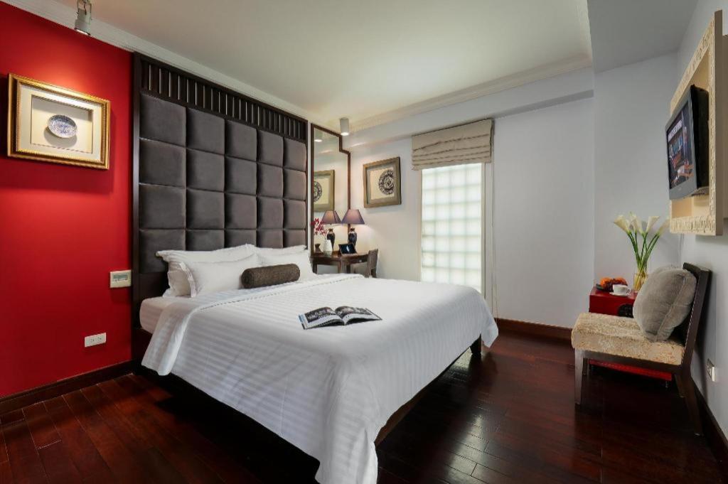Church Boutique Hotel Hang Trong Ханой Екстер'єр фото