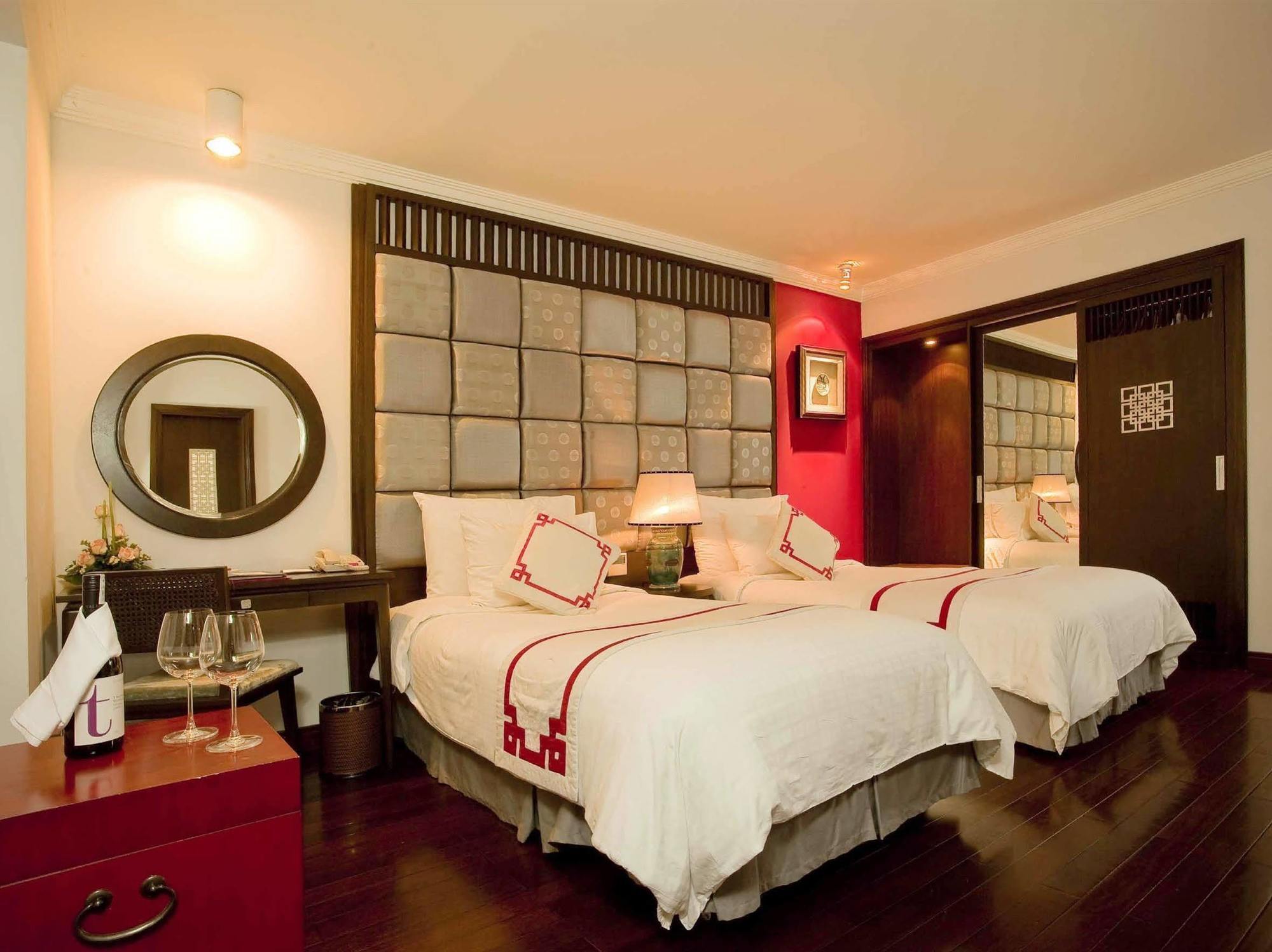 Church Boutique Hotel Hang Trong Ханой Екстер'єр фото